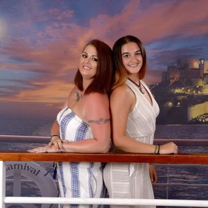 Meet your Posher, Summer